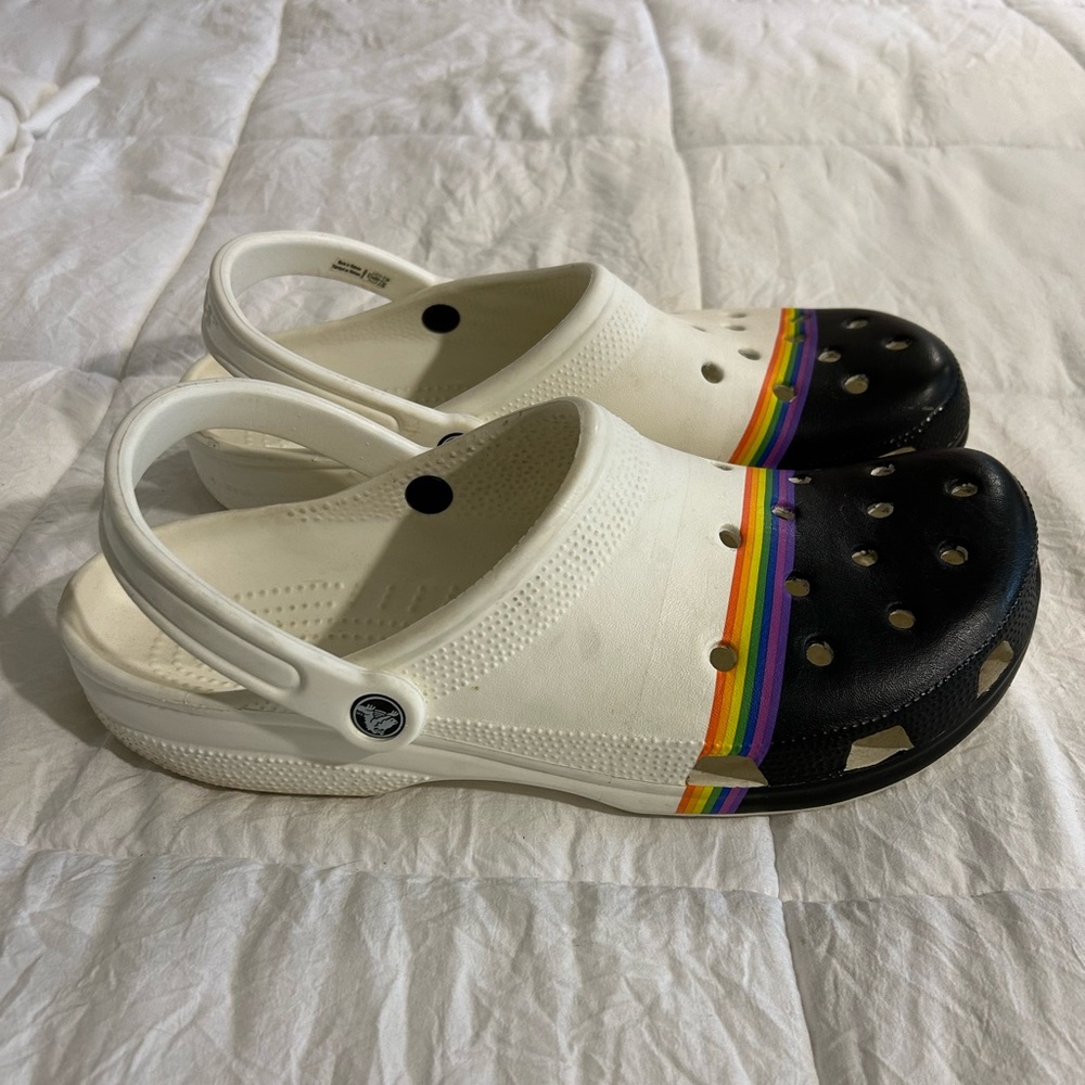 CROCS Mens White and Black Sandals with Rainbow Accent Size 13.